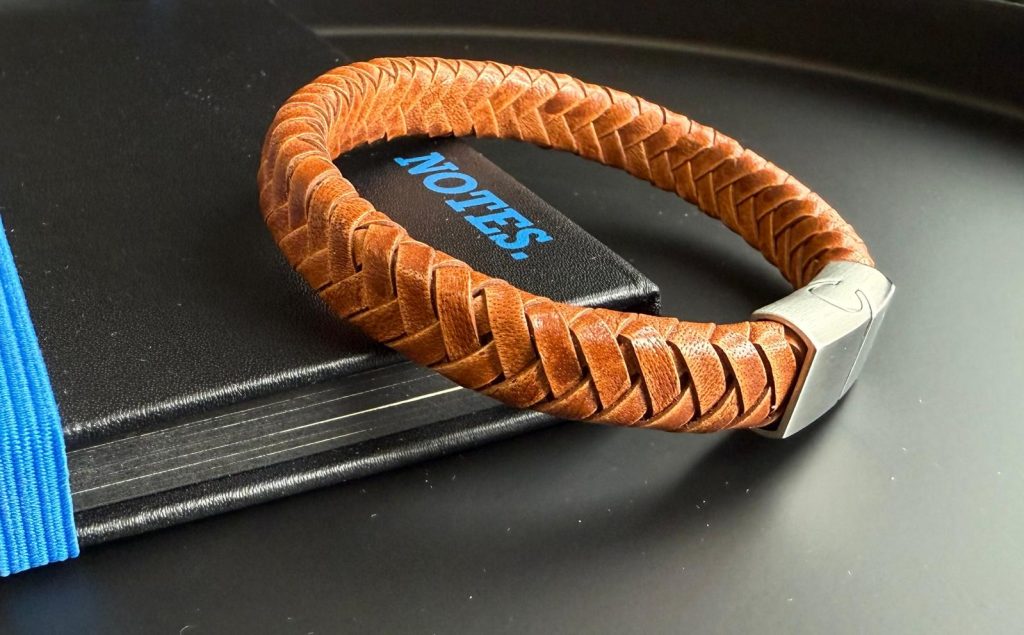 Gevlochten Armband bruin met initialen | 4 Kleuren - Afbeelding 2